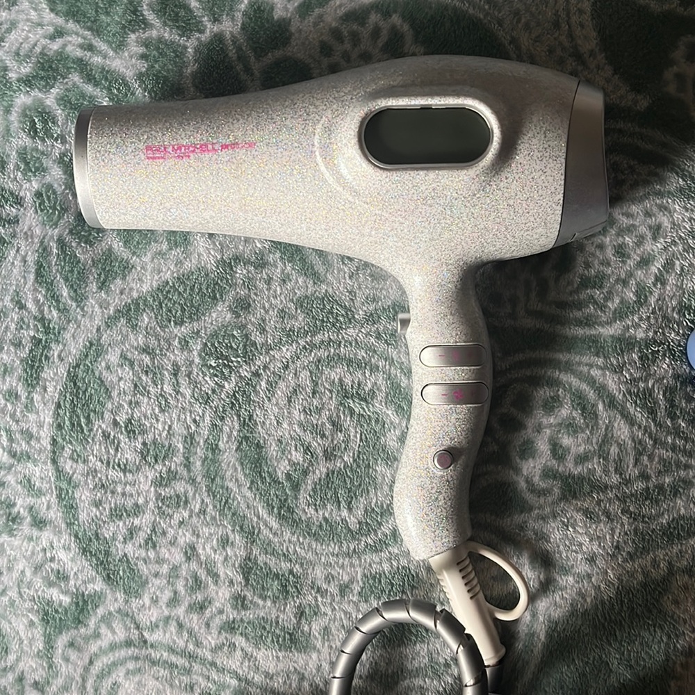 Paul Mitchell pro tools blow dryer